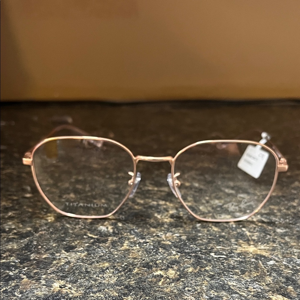 Ray-Ban Women's Glasses in Rose Gold
